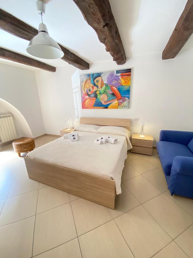 Ch Suite & Privateparking - Corso 18 Agosto - Apartment 포텐자 외부 사진